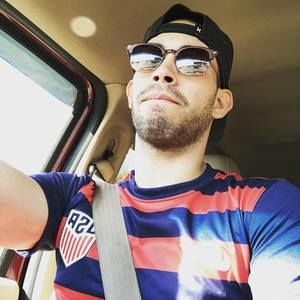 Meet your Posher, Adam